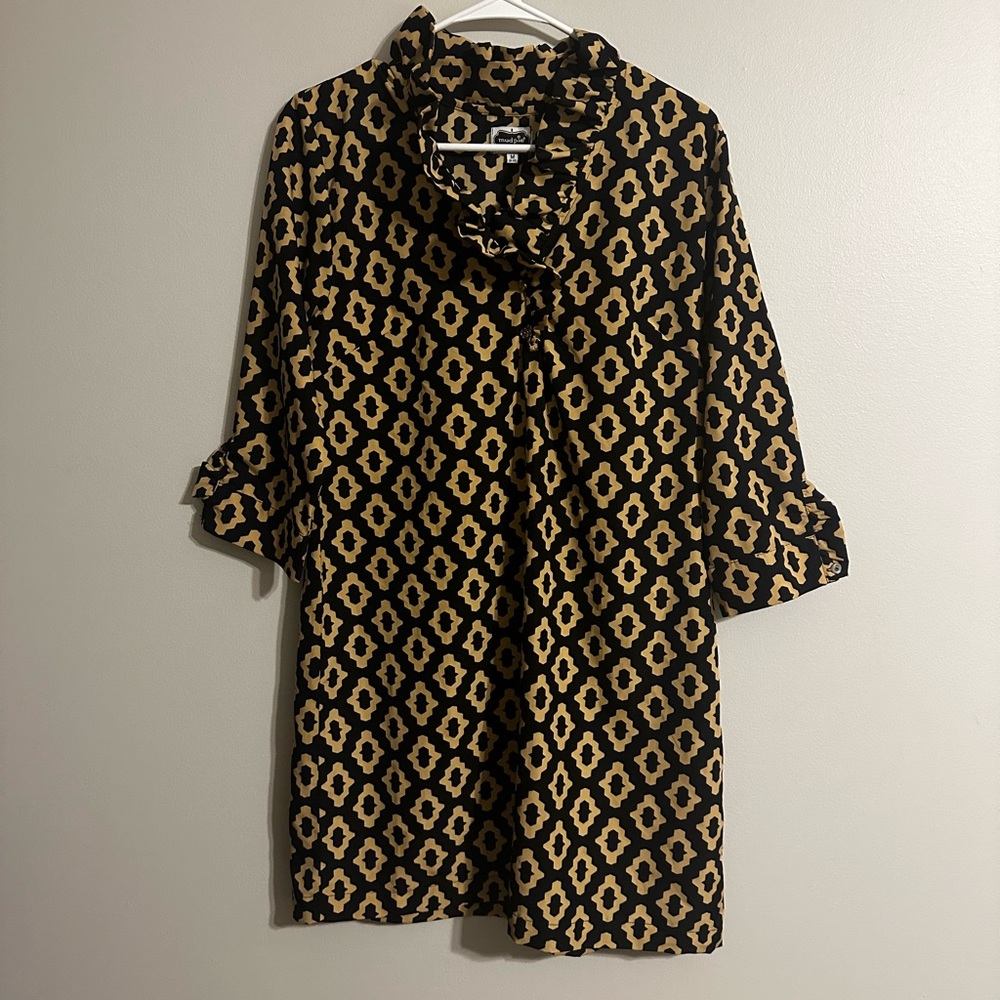 Mud Pie Black and Gold Geometric Top